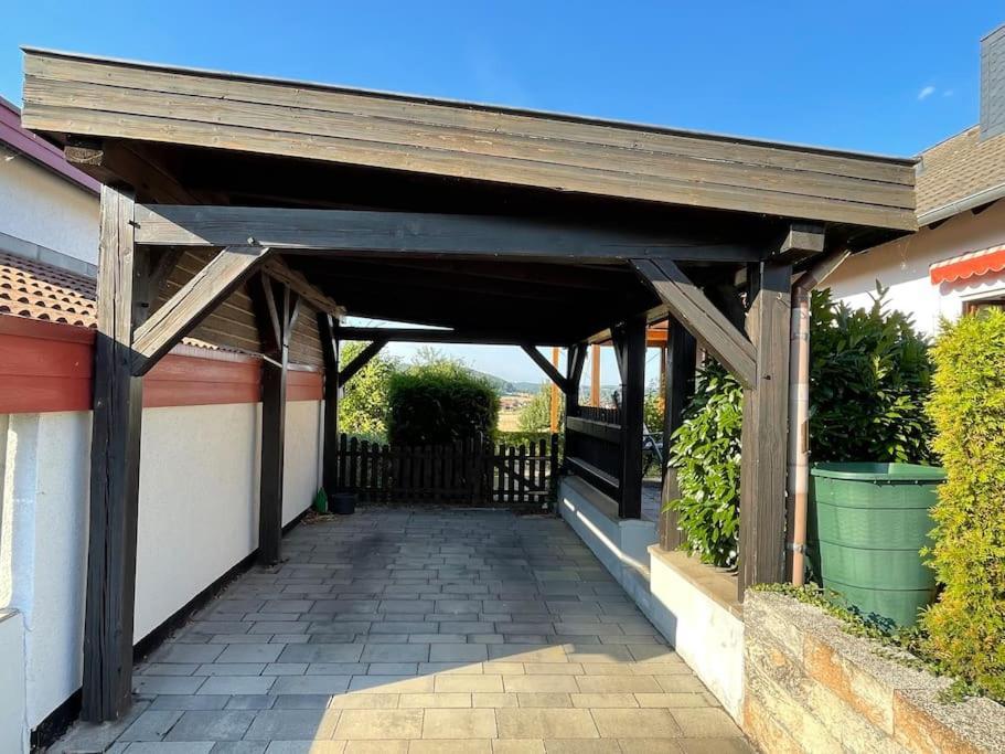 Ferienwohnung Leuchtbergblick Mit Terrasse Und Pkw Stellplatz Eschwege Extérieur photo